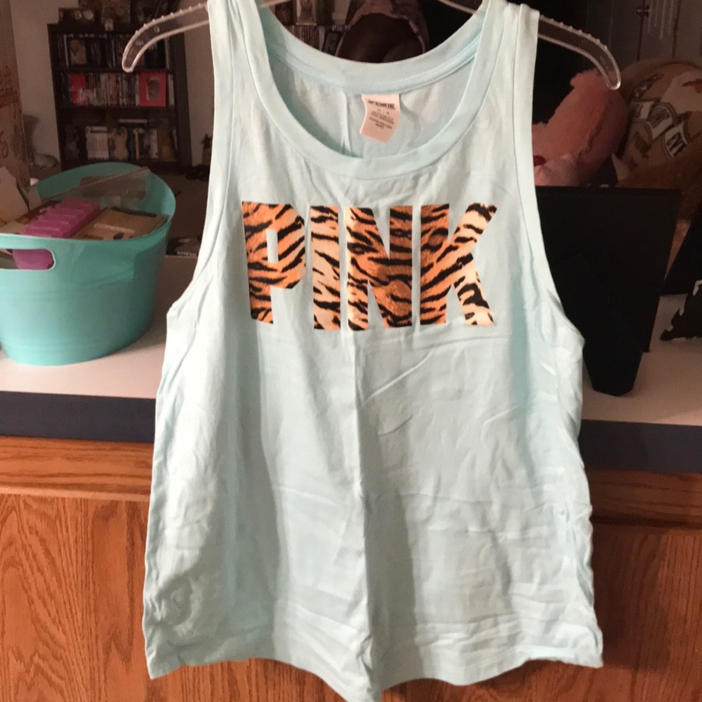 ❌SOLD❌NWOT VS PINK tank - Picture 1 of 4